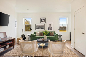 Hart Suite Buyout 5 by AvantStay Two Town House Buyout w Modern Amenities in Nashville